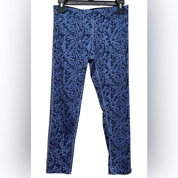 Nike women’s Dri-FIT Black and Blue Capri Leggings Size S - Picture 1 of 5